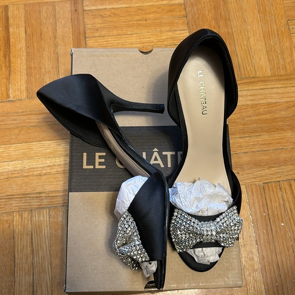 Le Chateau black with silver blinged out bow - Picture 3 of 6